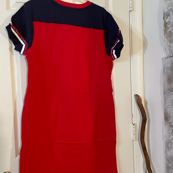 Ladies dress - Picture 2 of 4